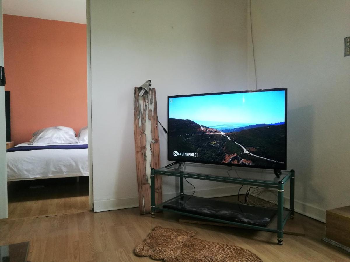 Joli Appartement Dans Villa Entre Nice Et L'Arriere Pays Castagniers Exterior photo